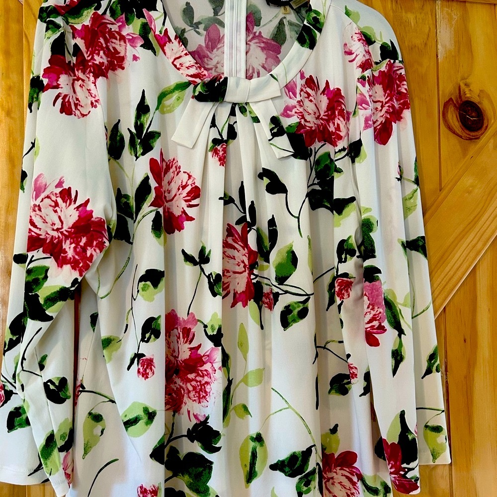 Floral Print Women's Top - White and Green
